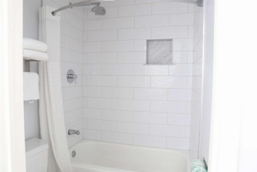 Days Inn by Wyndham Near City Of Hope image 19