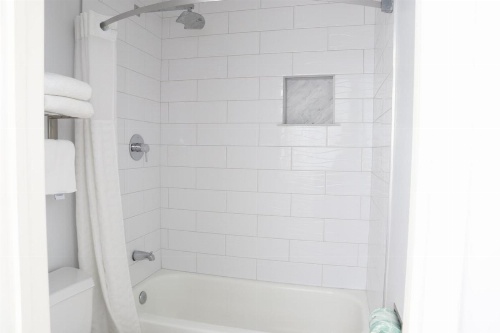 Days Inn by Wyndham Near City Of Hope image 6